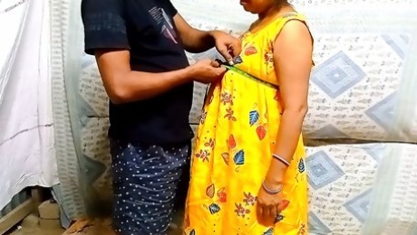 Tailor ne Everbest Big Boobs Bhabhi ko Chod diya - Desi Tumpa